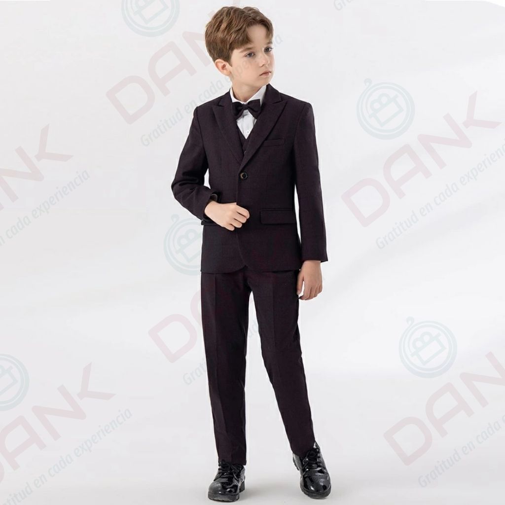 Traje de Niño 5 Piezas Color Vino - Imagen 2